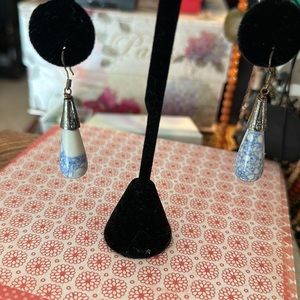 Pair of vintage artisan made teardrop shooed semi precious sterling silver wipes